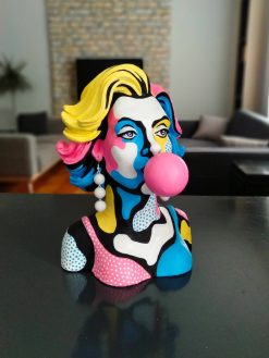 pop-art-woman-bust-sculpture-bubble-gum-decor